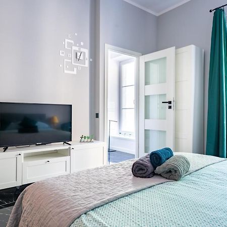Stylish Studio In The Heart Of The City. Varsóvia Exterior foto