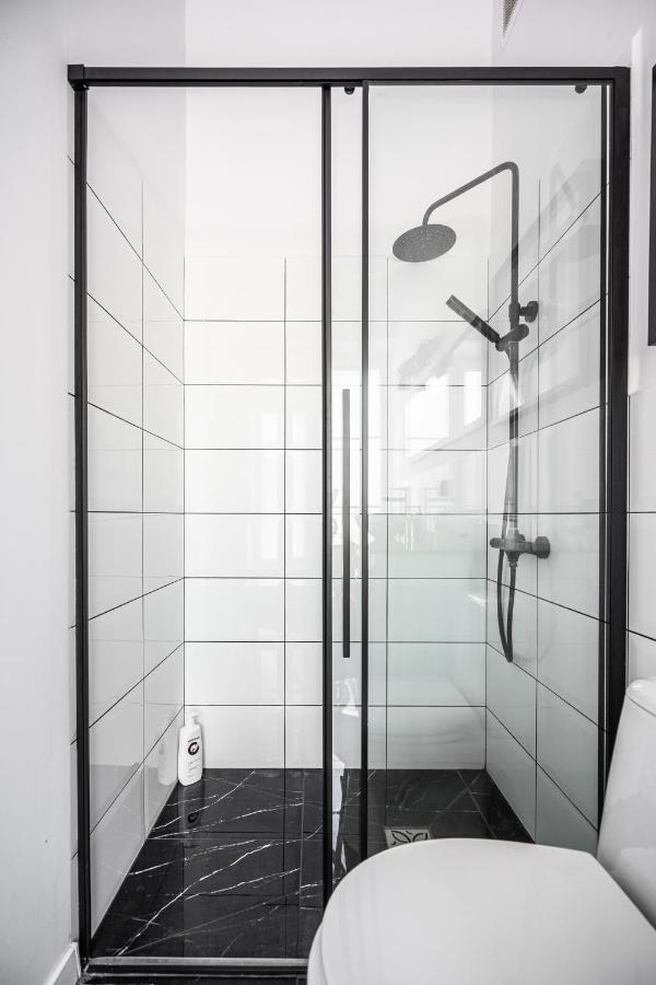 Stylish Studio In The Heart Of The City. Varsóvia Exterior foto