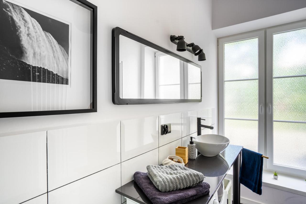 Stylish Studio In The Heart Of The City. Varsóvia Exterior foto